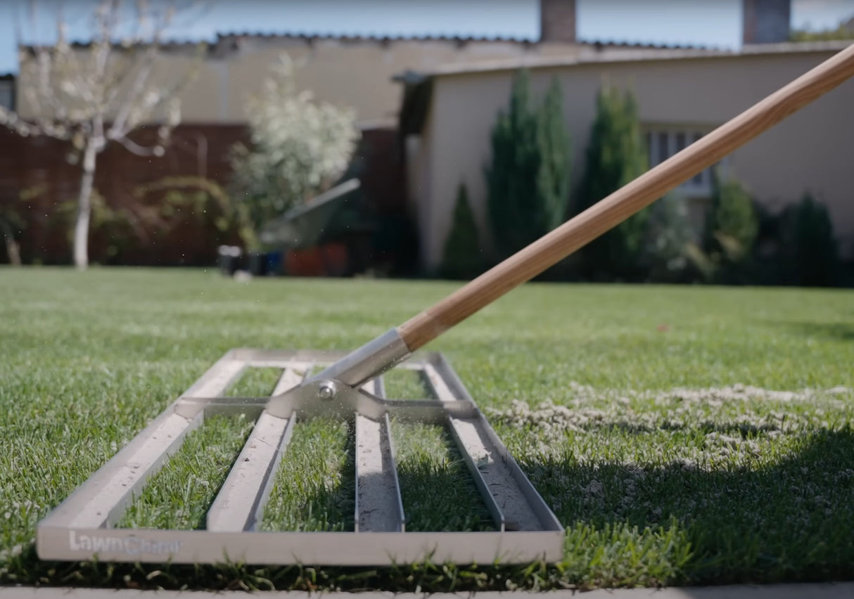 LawnChimp szintező gereblye