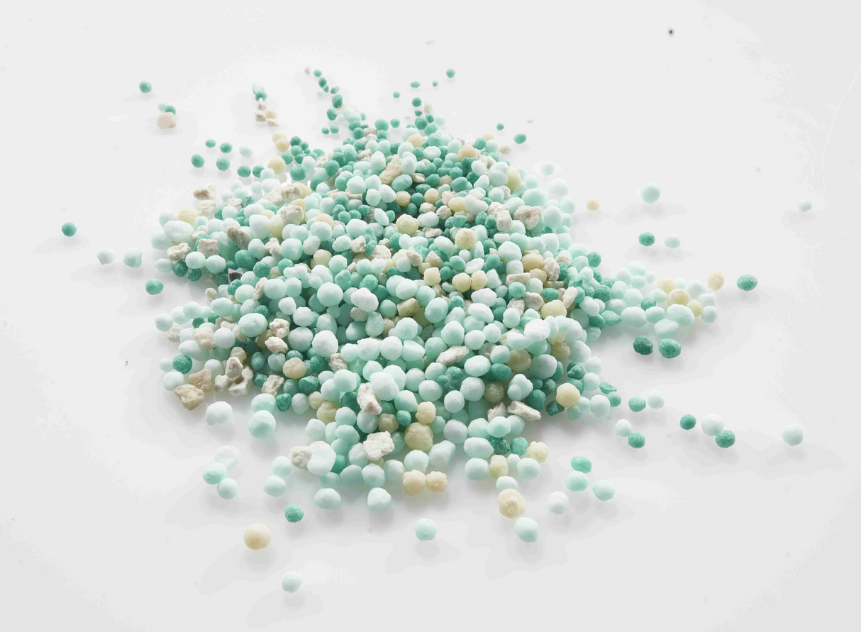 RASEN PLUS | GREEN UP | zöldítő tavaszi gyeptrágya